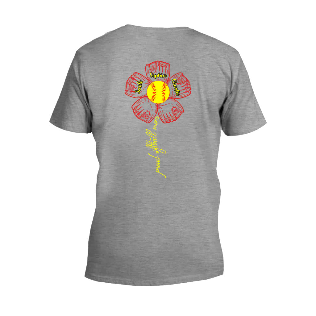 T-shirt et sweat à capuche personnalisés « Maman, grand-mère, tante fière de jouer au softball »