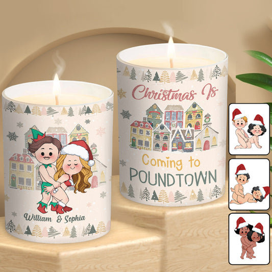 Noël approche à Poundtown ! Bougie personnalisée avec couvercle en bois : un cadeau idéal pour votre petit(e) ami(e), votre femme ou votre mari.