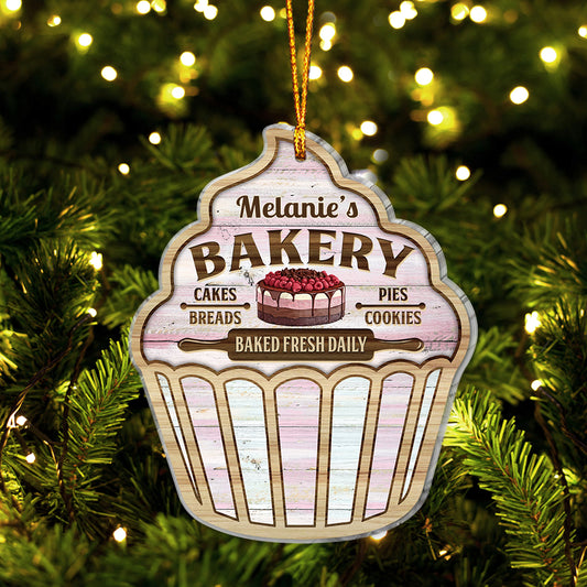 Une fille qui adore pâtisser - Ornement de pâtisserie personnalisé