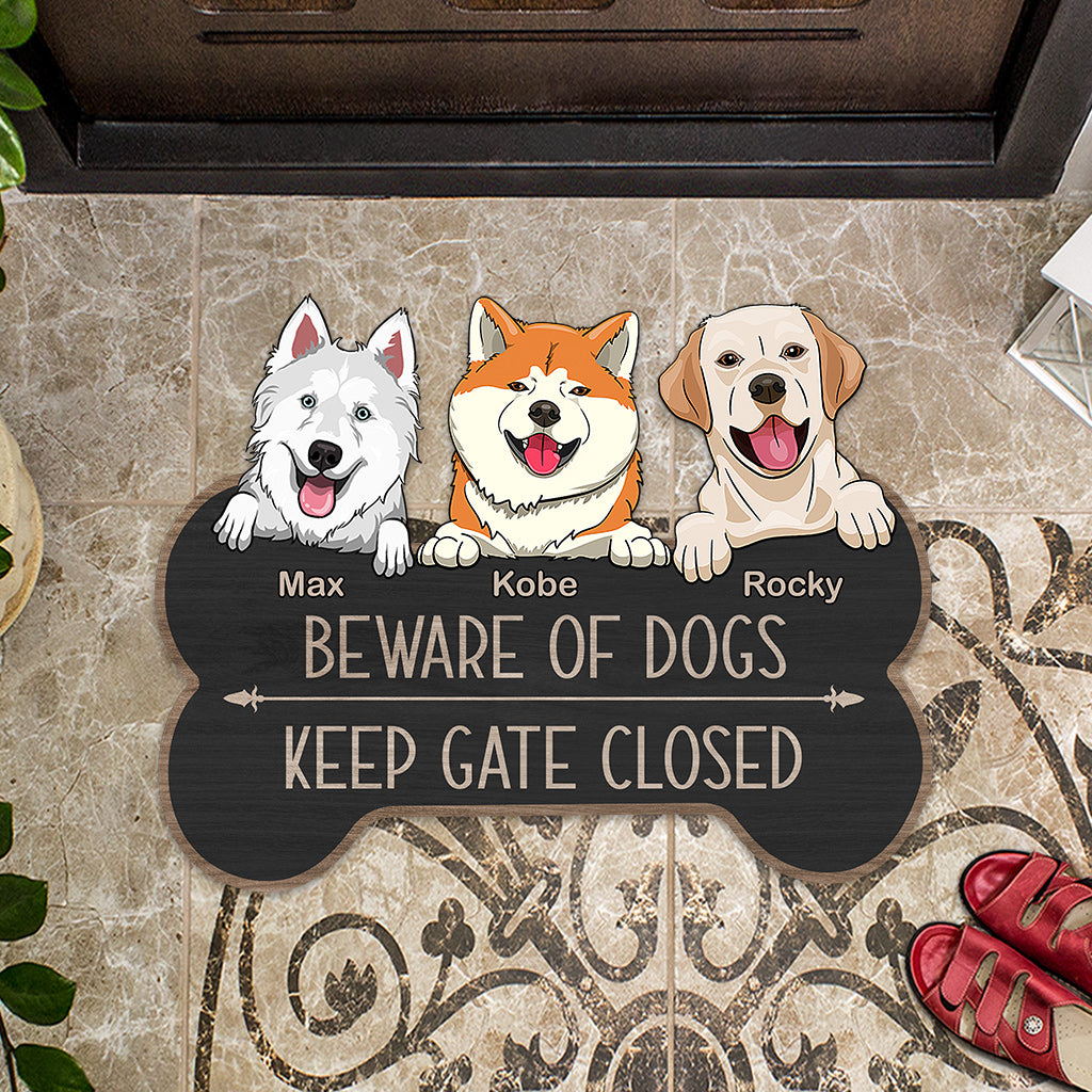 Attention au chien ! - Paillasson personnalisé en forme de chien