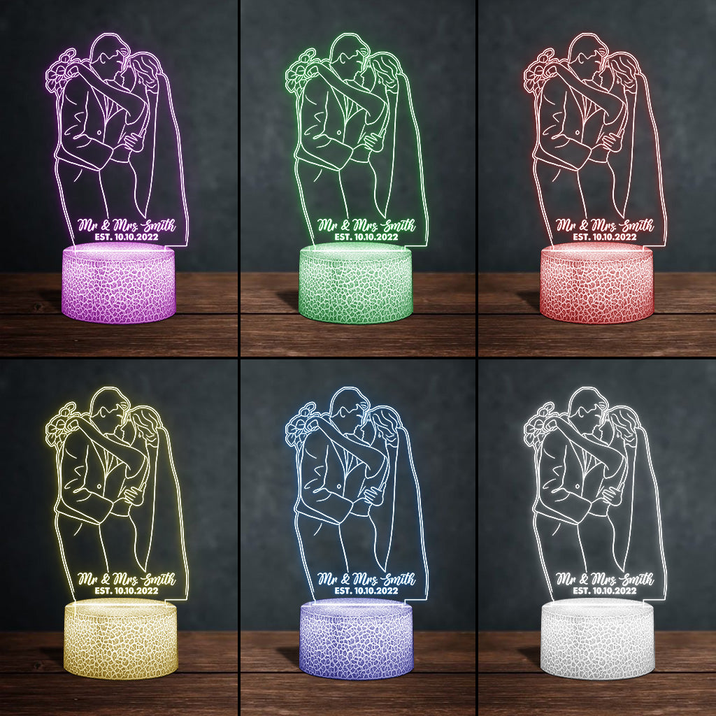 Socle lumineux personnalisé en forme de couple avec dessin au trait