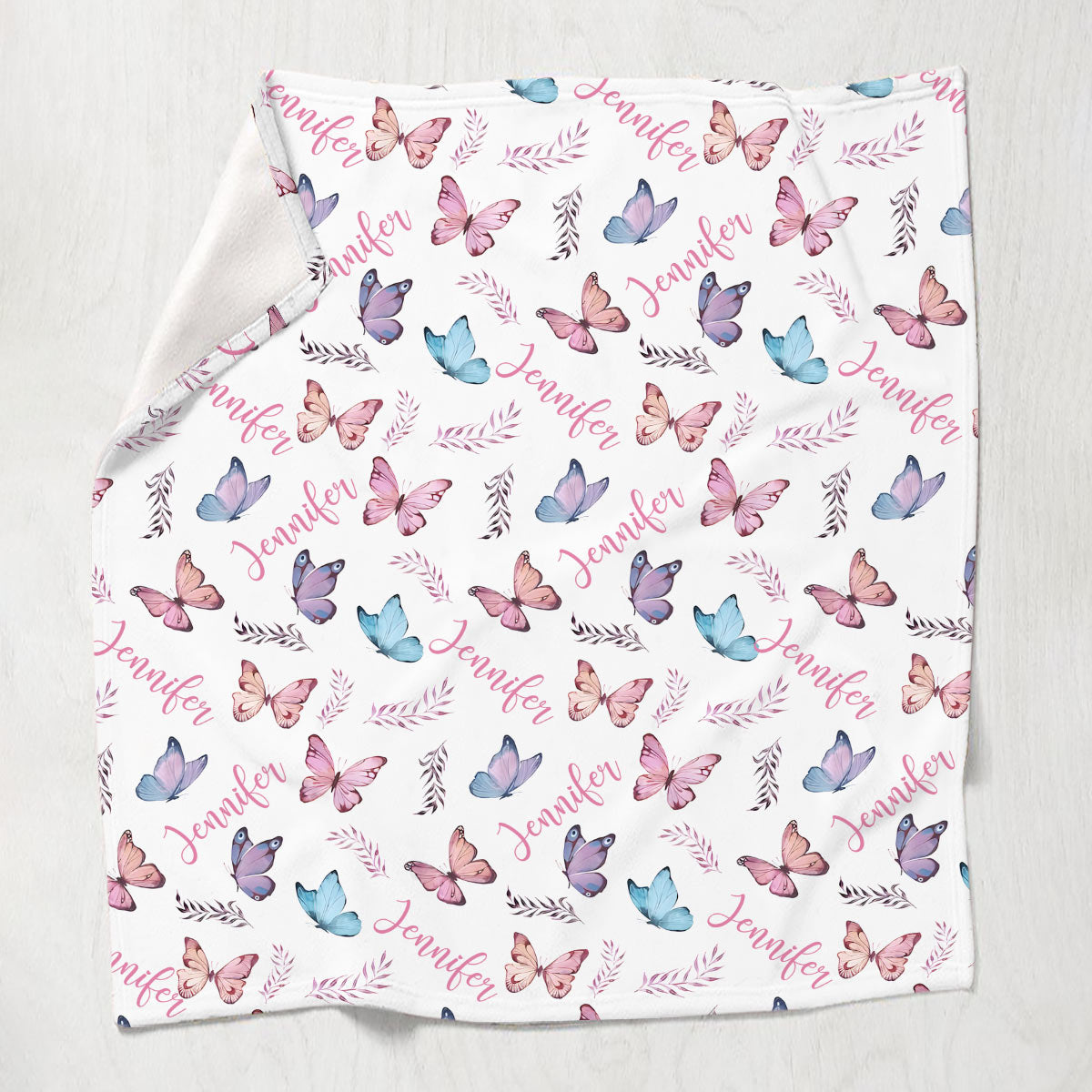 Couverture personnalisée avec papillon et prénom pour belle-mère