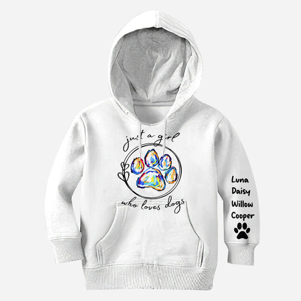 T-shirt personnalisé « Juste une fille qui aime les chiens » avec un motif de chien.