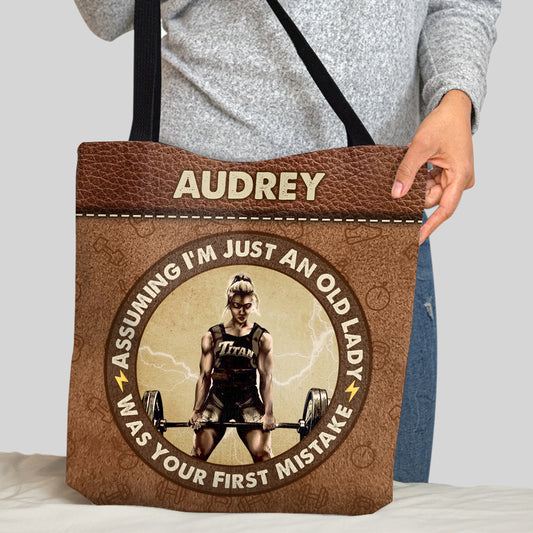 « Je suppose que je ne suis qu'une vieille dame » - Sac de sport personnalisé