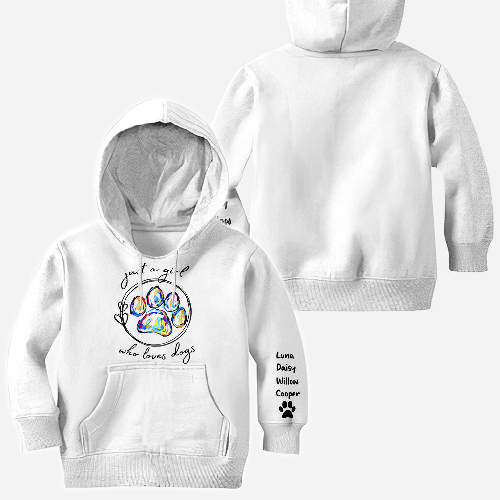 T-shirt personnalisé « Juste une fille qui aime les chiens » avec un motif de chien.