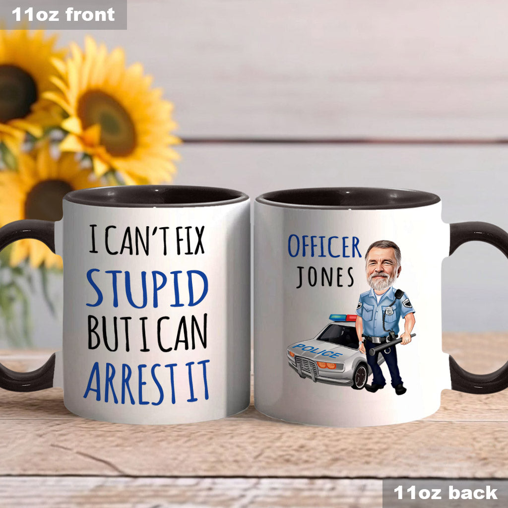 Je ne peux rien faire contre la bêtise - Mug personnalisé pour policier