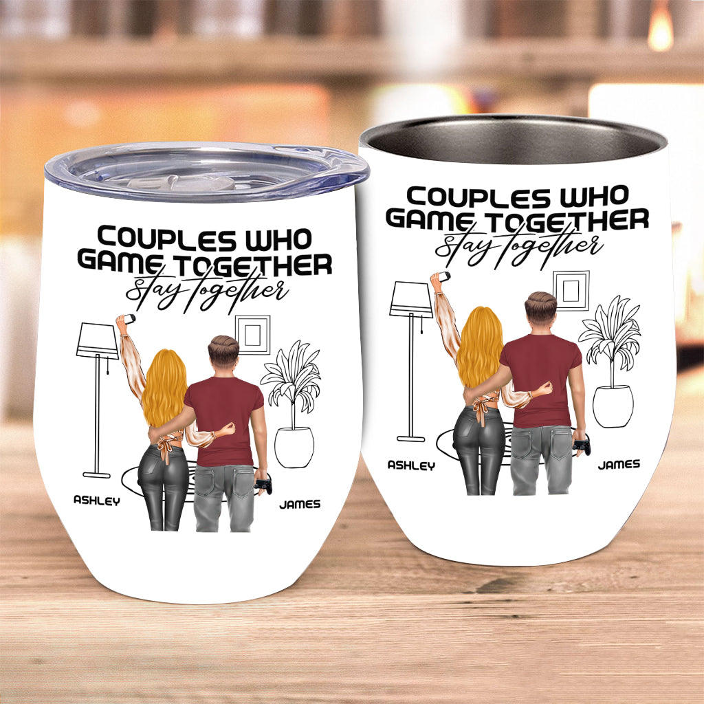 Les couples qui jouent ensemble restent ensemble - Gobelet à vin personnalisé sur le thème des jeux vidéo