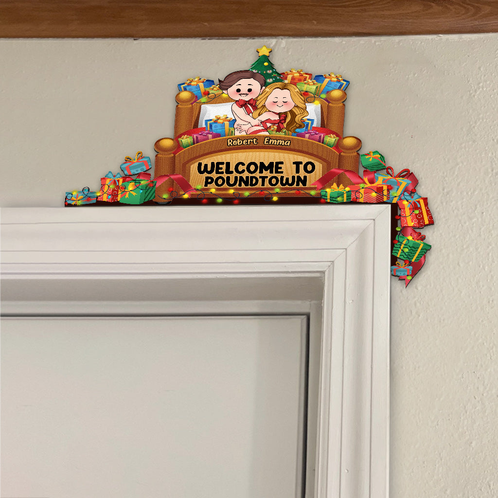 Bienvenue à Poundtown - Décoration personnalisée pour cadre de porte de couple