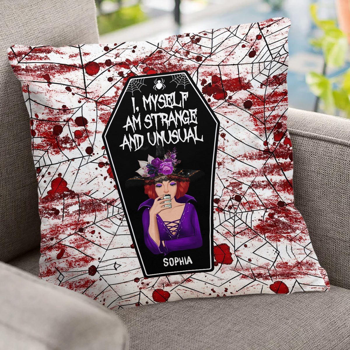 Je suis moi-même étrange et inhabituelle - Coussin décoratif personnalisé Sorcière