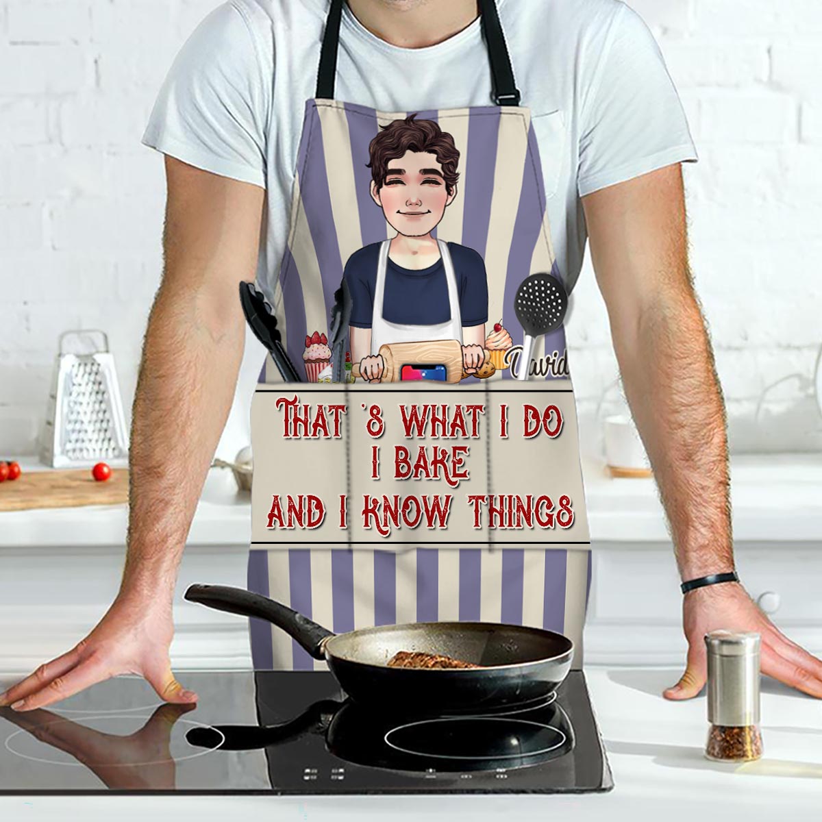 I Bake And I Know Things - Baking gift for mom, dad, daughter, son, girlfriend, boyfriend, wife, husband, sister, brother, friend - Personalized Apron
