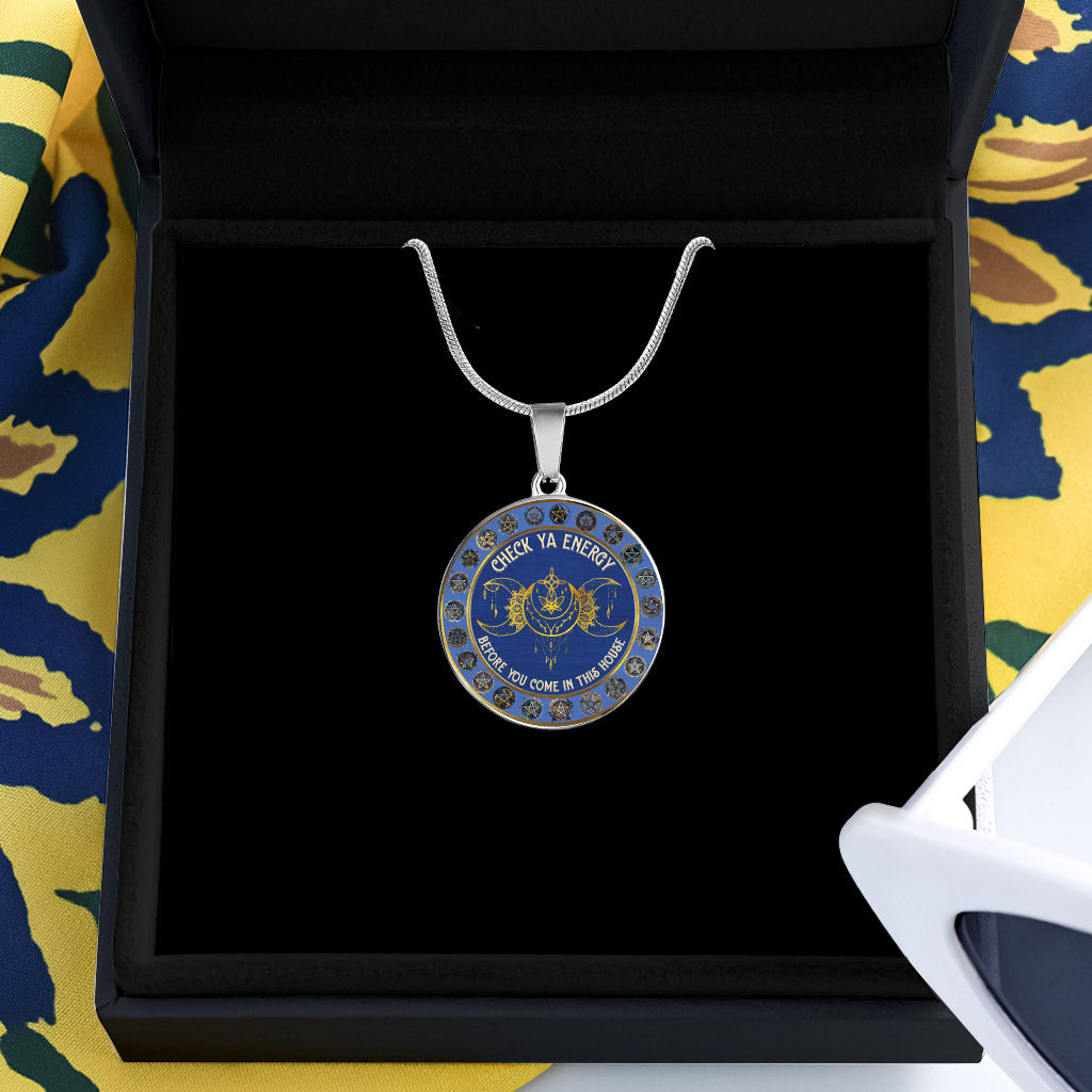 Vérifiez votre énergie - Collier pendentif rond de sorcière