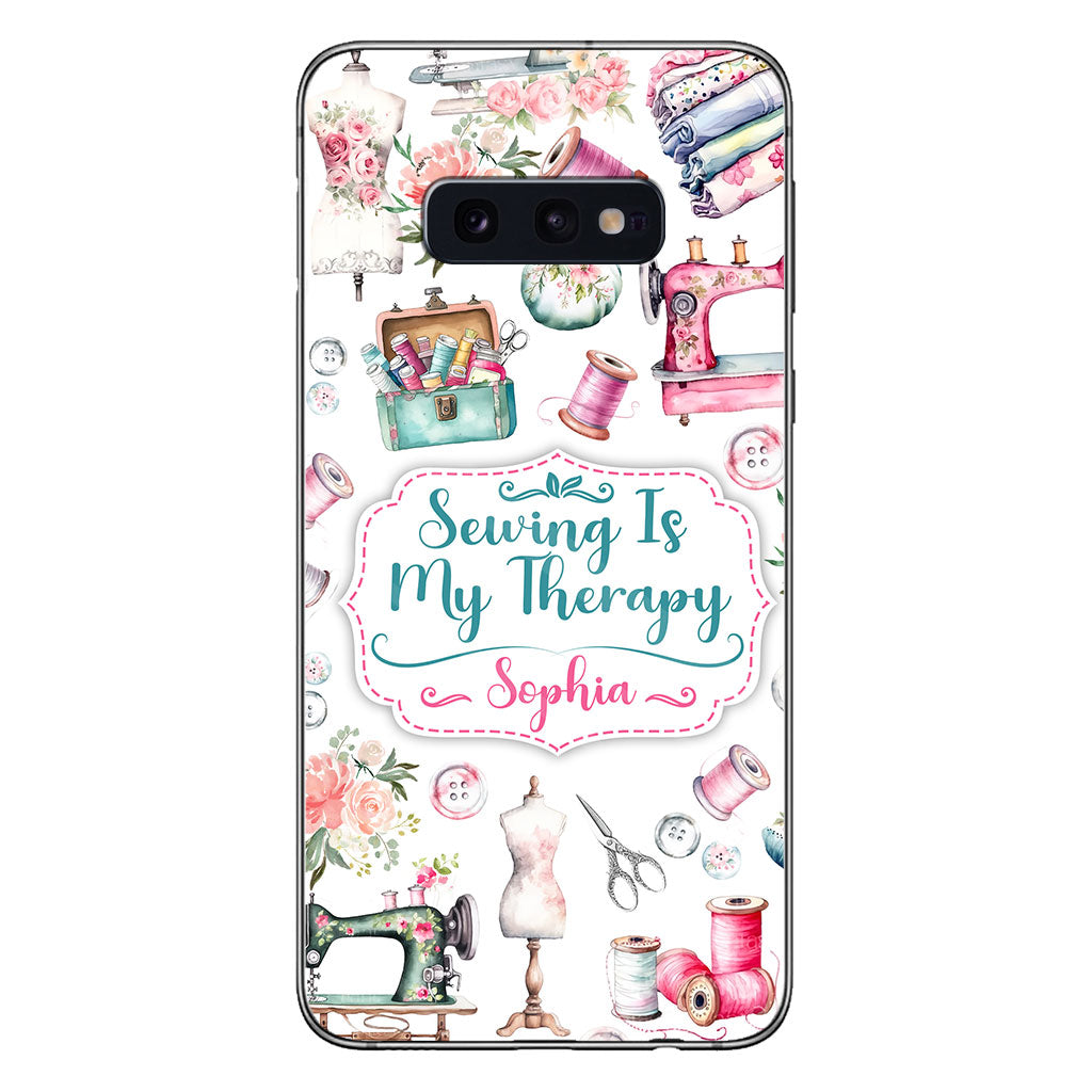 La couture, ma thérapie - Coque de téléphone personnalisée à la couture