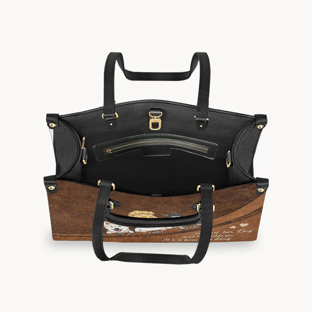 Quel magnifique cadeau ! Sac à main en cuir personnalisé, idéal pour les amoureux des chevaux, des chiens et des chats.