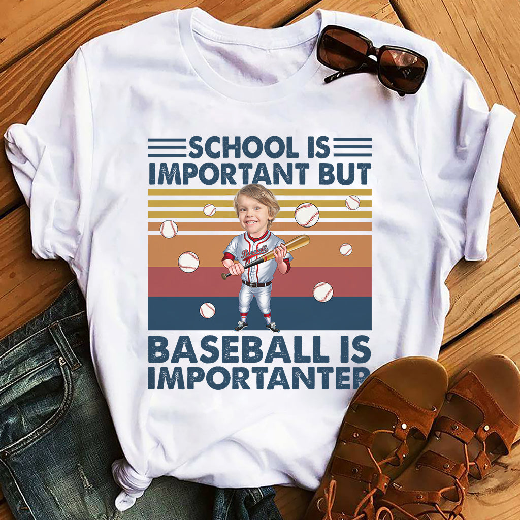 L'école est importante, mais… - T-shirt et sweat à capuche de baseball personnalisés