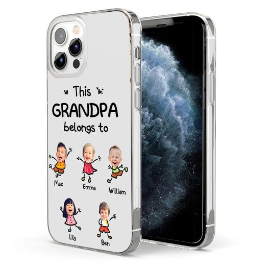Cette coque de téléphone transparente personnalisée « Ce grand-père appartient à »