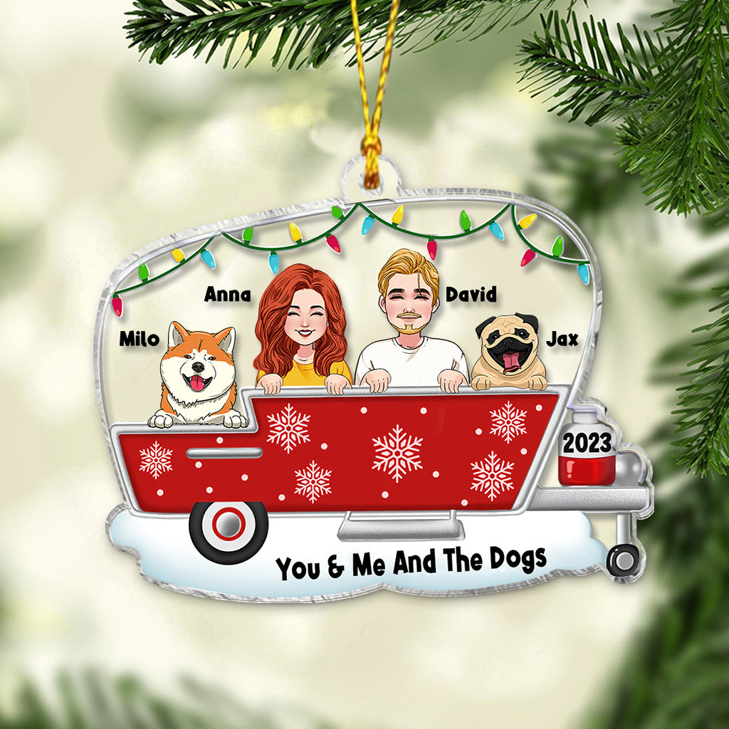 Toi, moi et les chiens - Ornement transparent personnalisé pour le camping