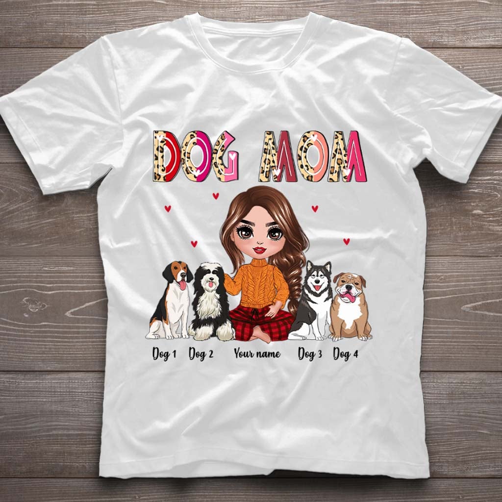 Maman et grand-mère assises avec le chien - T-shirt et sweat à capuche personnalisés pour chien