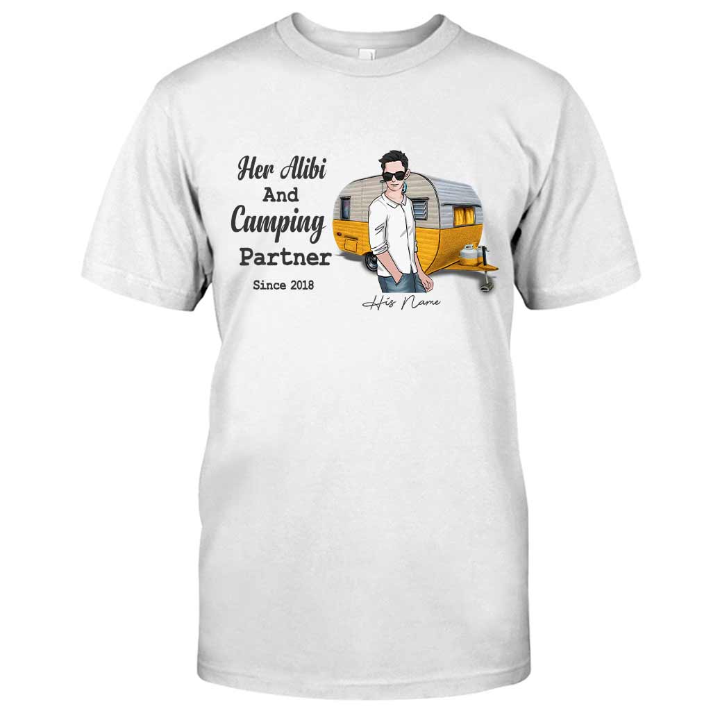 Son alibi et son partenaire de camping - T-shirt et sweat à capuche personnalisés pour couple