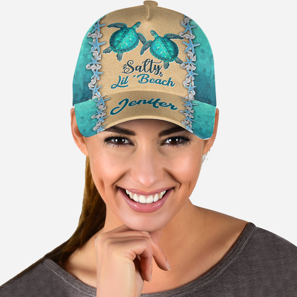 Salty Lil' Beach - Casquette classique personnalisée Tortue