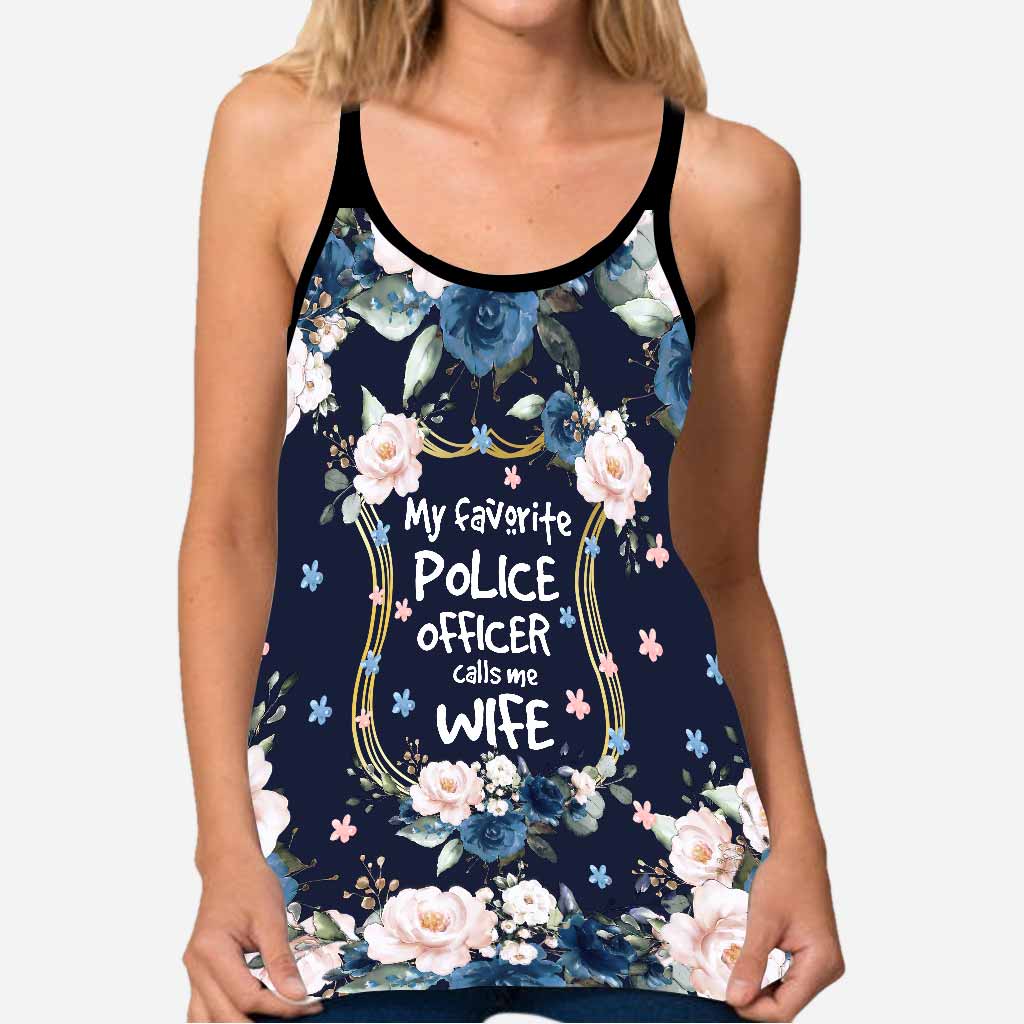 Mon débardeur croisé de policier préféré