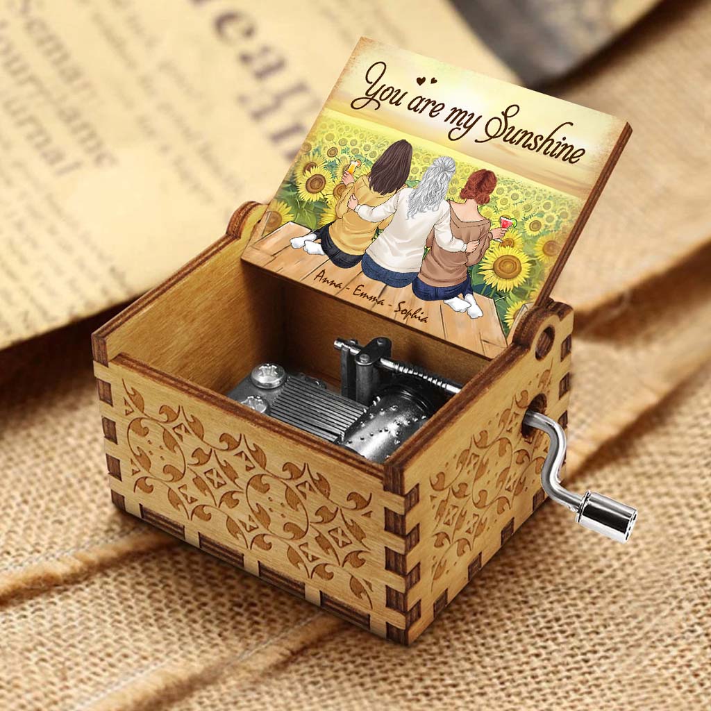 You Are My Sunshine - Personalized Mother’s Day Mother Hand Crank Music Box