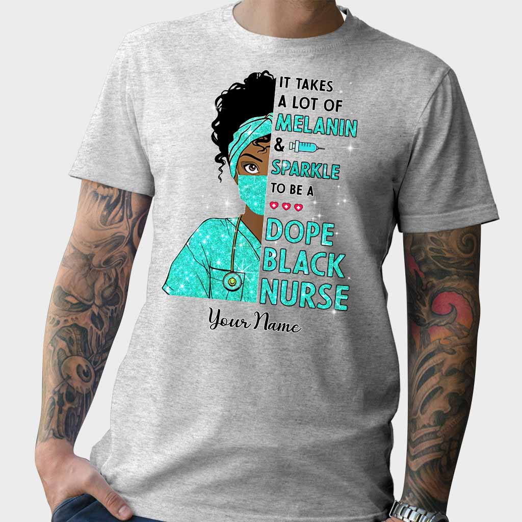 Il faut beaucoup de mélanine et d'éclat - T-shirt et sweat à capuche personnalisés pour infirmière avec imprimé à faux paillettes