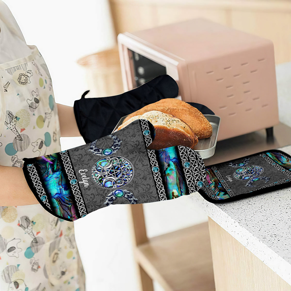 Recherchez la magie au quotidien - Ensemble de gants de cuisine et maniques personnalisés sur le thème des sorcières