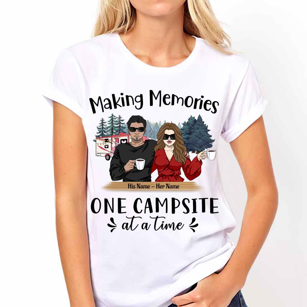 Juste nous deux en camping - T-shirt et sweat à capuche personnalisés