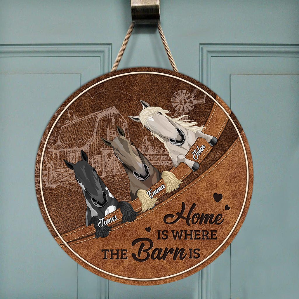 Cheval dans l'écurie - Panneau rond en bois personnalisé avec motif cheval