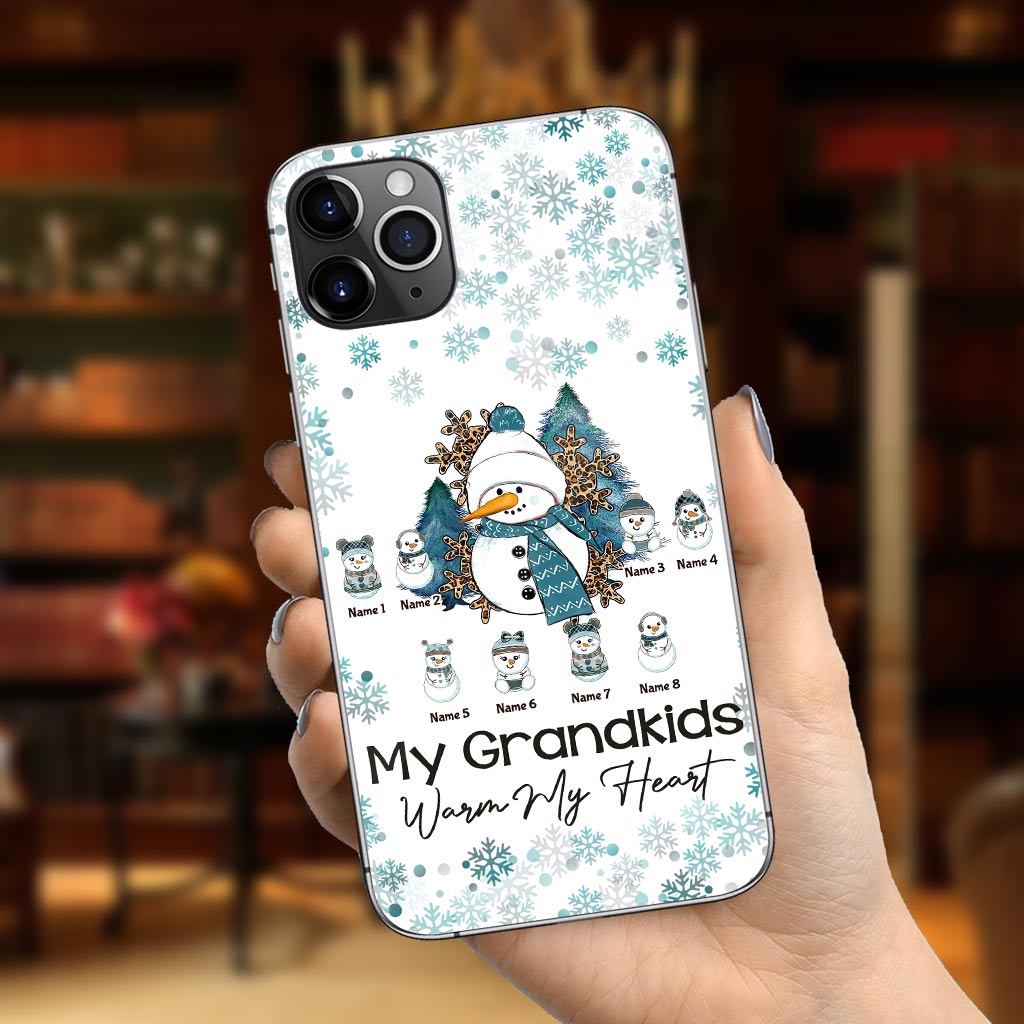 Mes petits-enfants me font chaud au cœur - Coque de téléphone personnalisée de Noël pour grand-mère