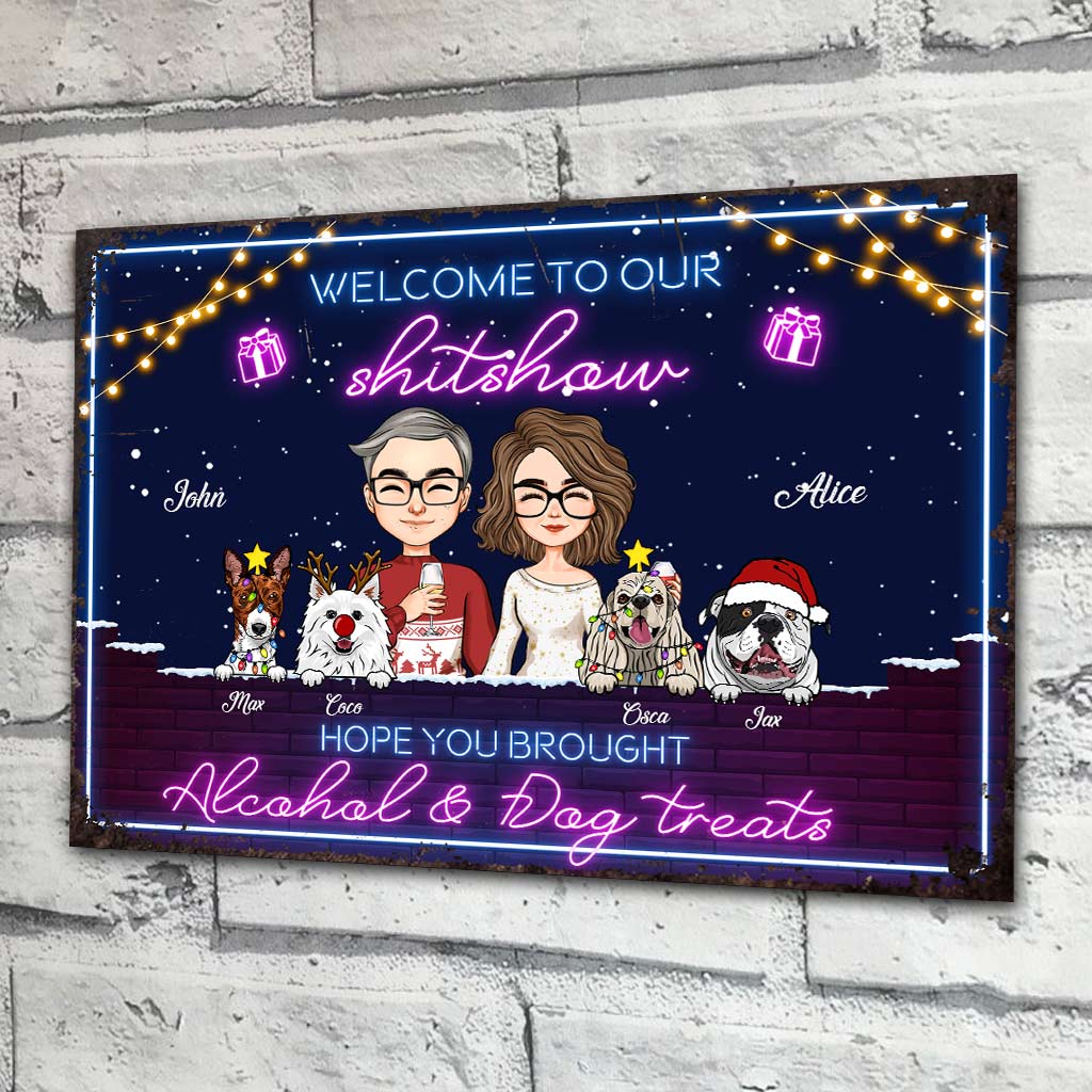 Bienvenue à notre bordel ! J'espère que vous avez apporté de l'alcool et des friandises pour chien ! - Panneau rectangulaire en métal personnalisé pour couple
