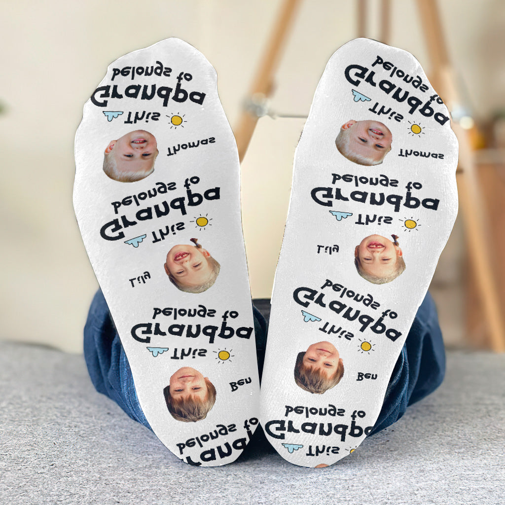 Ce papa appartient à - Cadeau pour papa, grand-père, maman, oncle, tante, grand-mère - Chaussettes personnalisées
