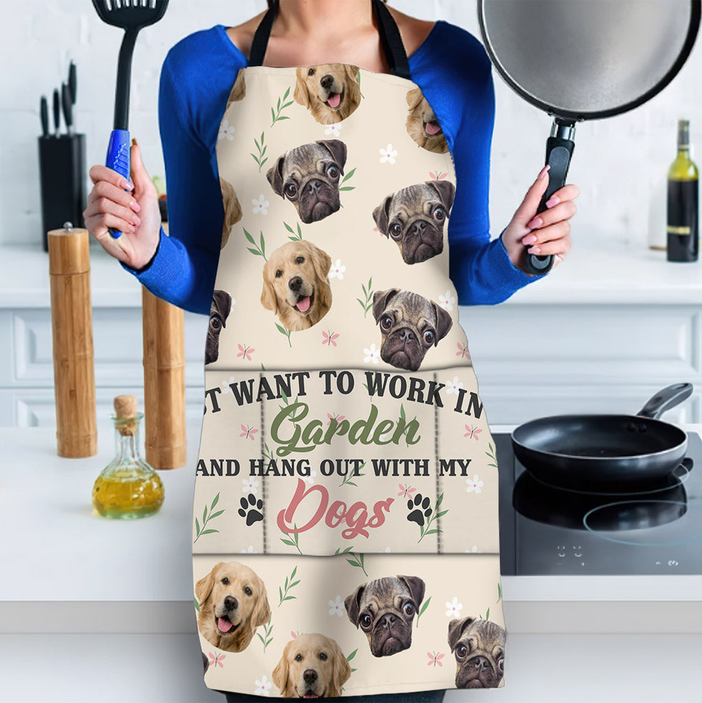 I Just Want To Work In My Garden And Hang Out - Personalized Gardening Apron