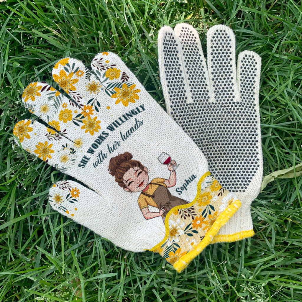Elle travaille volontiers de ses mains - Gants de jardinage personnalisés
