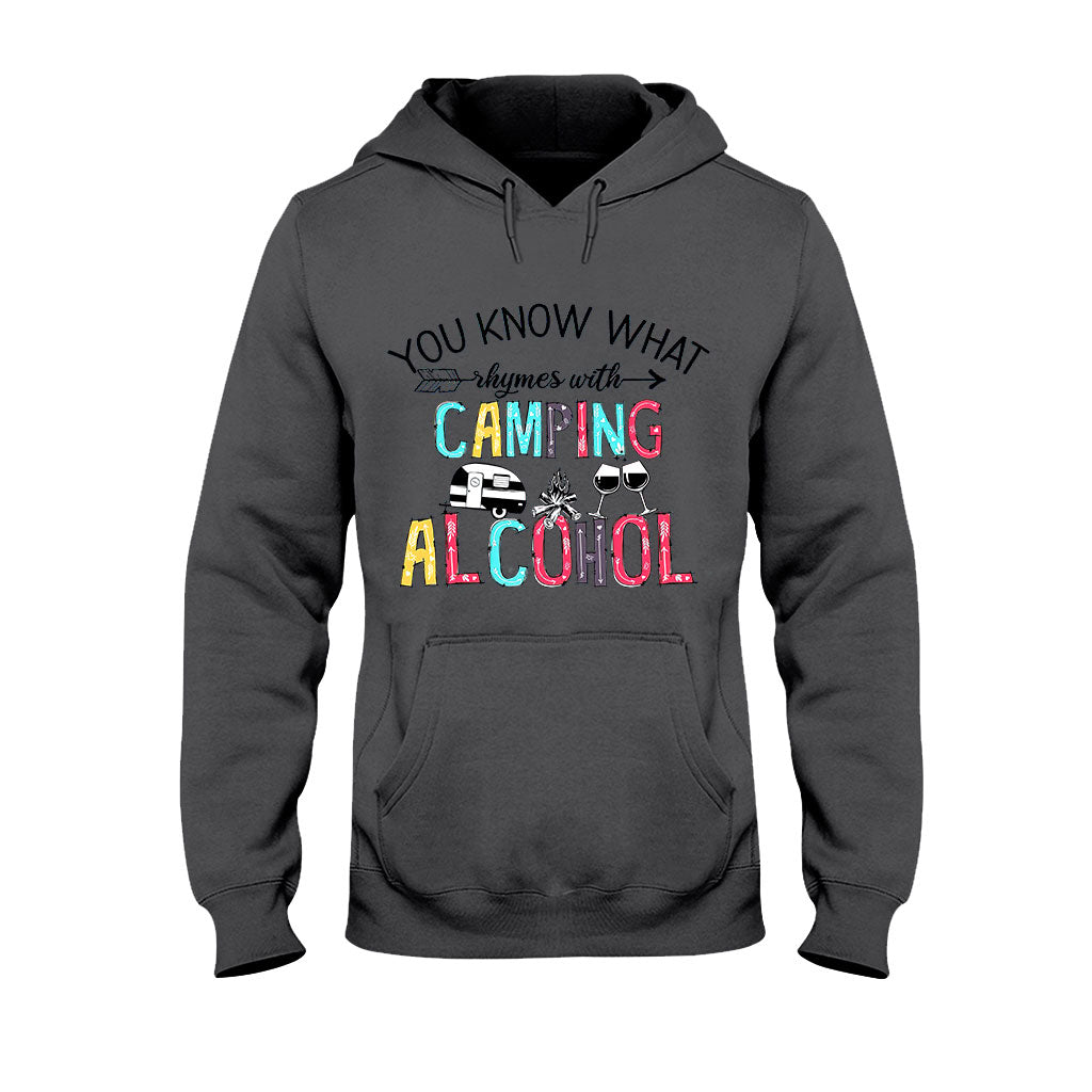Vous savez ce qui rime avec camping ? – T-shirt et sweat à capuche 112021
