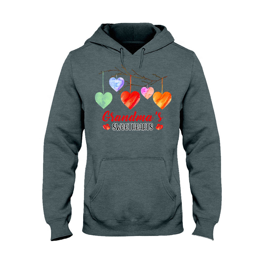 Les amoureux de grand-mère - T-shirt et sweat à capuche personnalisés pour la Saint-Valentin.