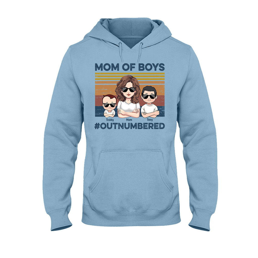 Maman de garçons en infériorité numérique - T-shirt et sweat à capuche personnalisés pour la fête des mères