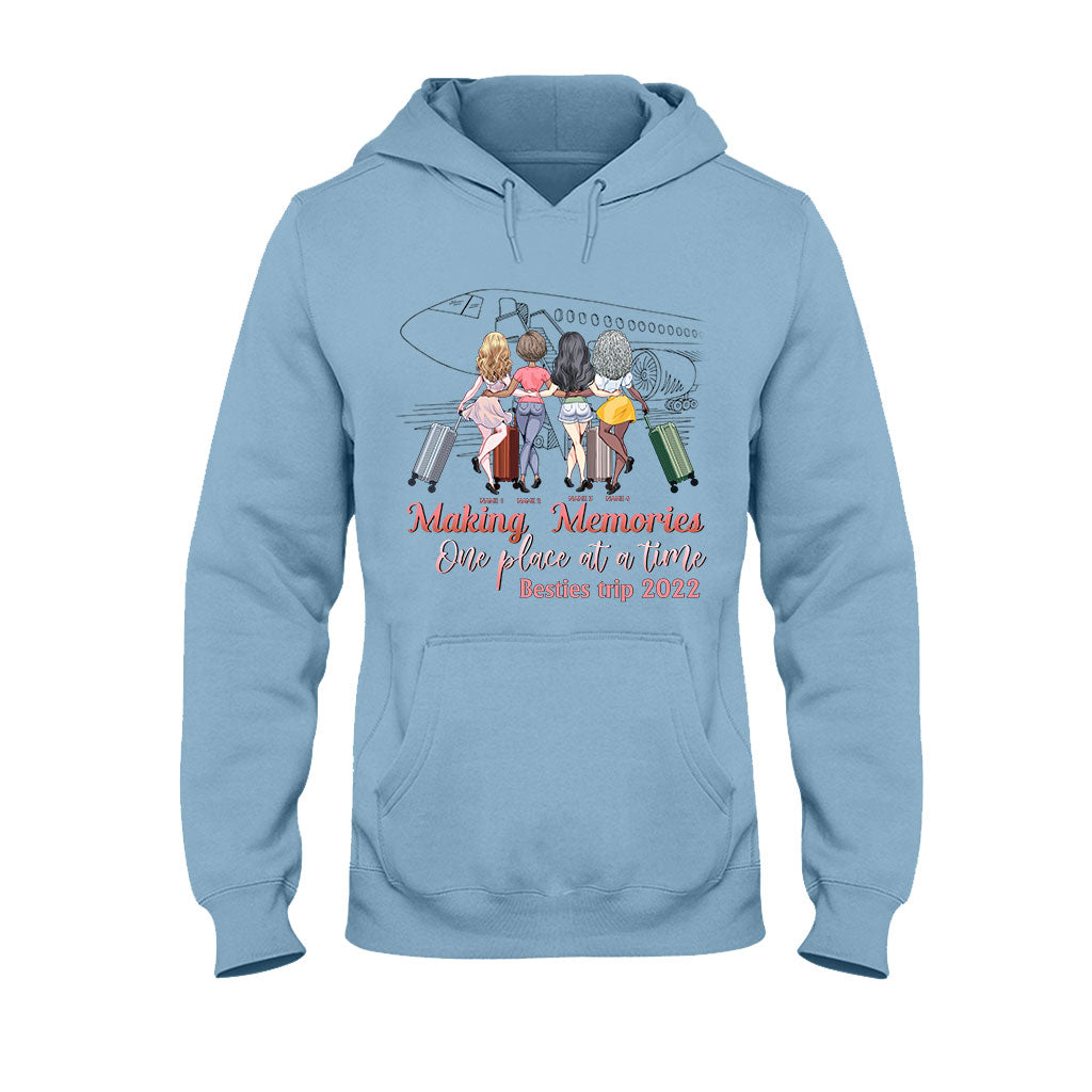 Voyage entre meilleures amies : Apparemment, on fait des bêtises quand on est ensemble ! – T-shirt et sweat à capuche de voyage personnalisés