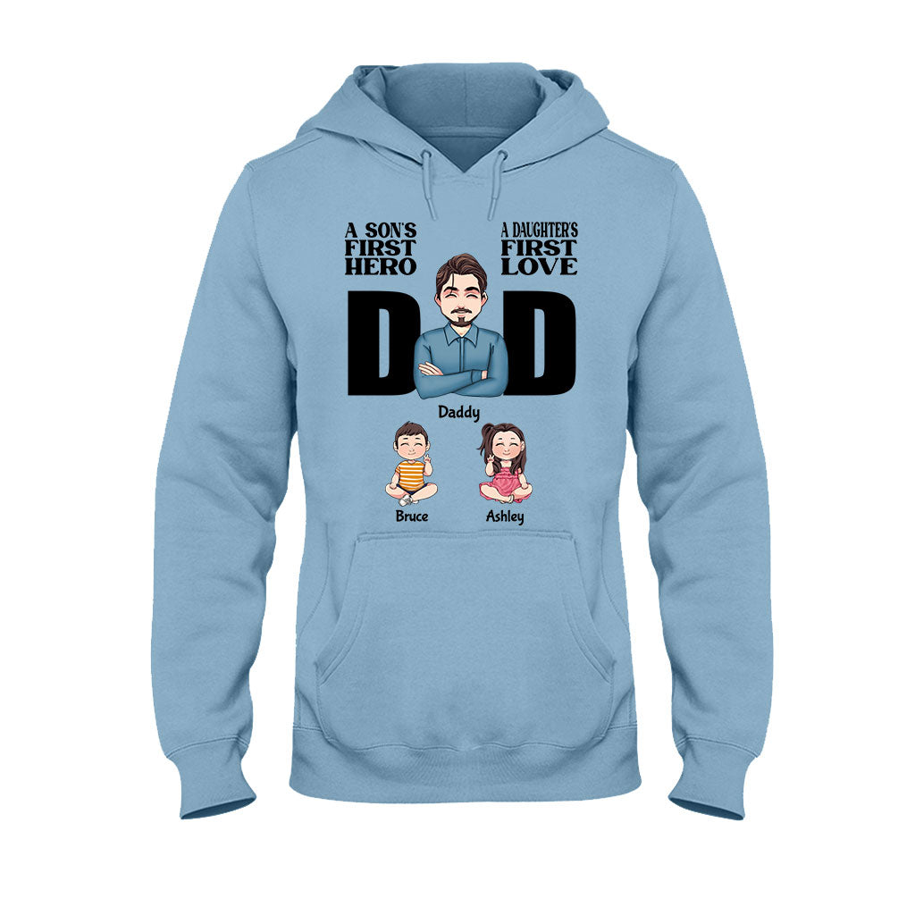 Le premier héros d'un fils, le premier amour d'une fille - T-shirt et sweat à capuche personnalisés pour papa