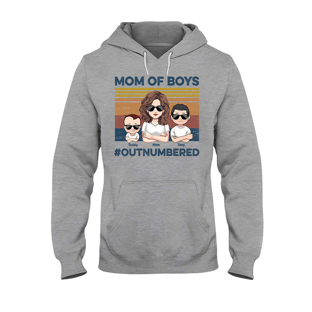 Maman de garçons en infériorité numérique - T-shirt et sweat à capuche personnalisés pour la fête des mères