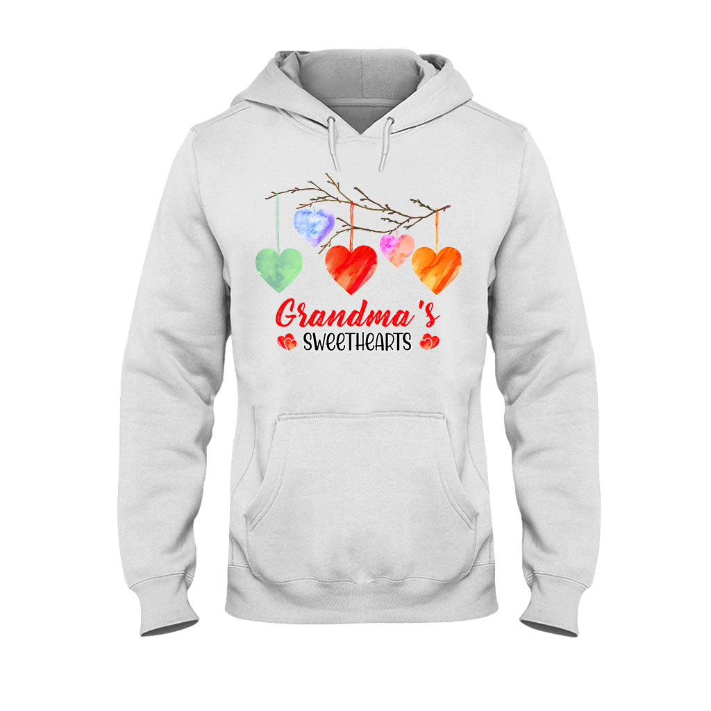 Les amoureux de grand-mère - T-shirt et sweat à capuche personnalisés pour la Saint-Valentin.
