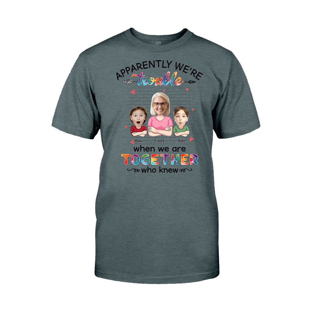 Apparemment, on est des chenapans quand on est ensemble - Cadeau pour grand-mère, grand-mère, petite-fille, petit-fils - T-shirt et sweat à capuche personnalisés
