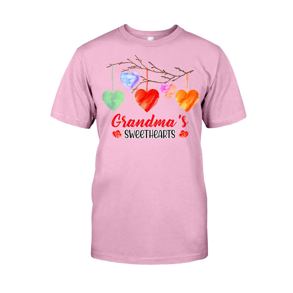 Les amoureux de grand-mère - T-shirt et sweat à capuche personnalisés pour la Saint-Valentin.