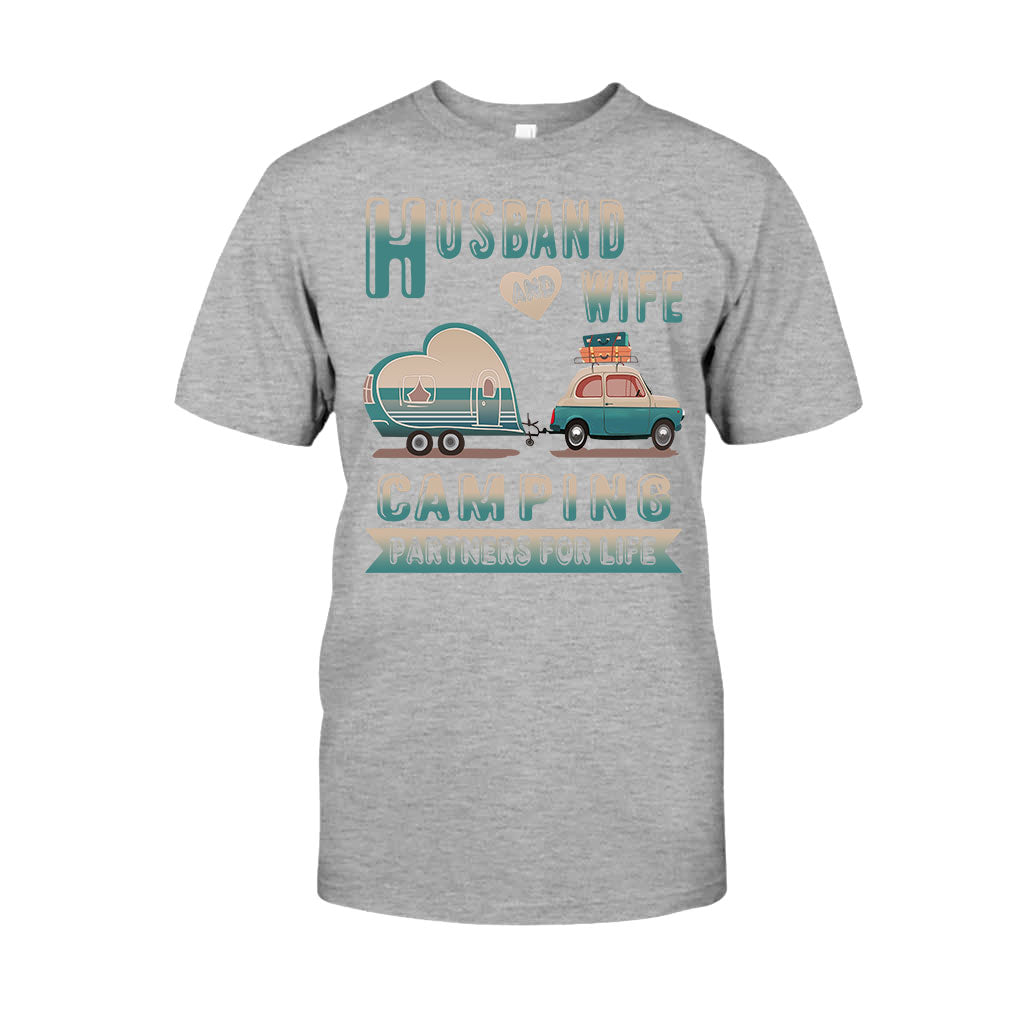 Couple de campeurs - T-shirt et sweat à capuche 112021