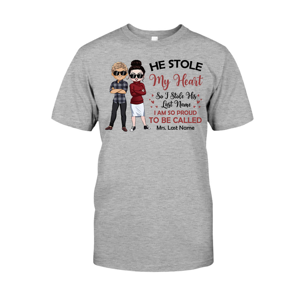 Il a volé mon cœur, j'ai volé son nom de famille - T-shirt et sweat à capuche personnalisés pour couples