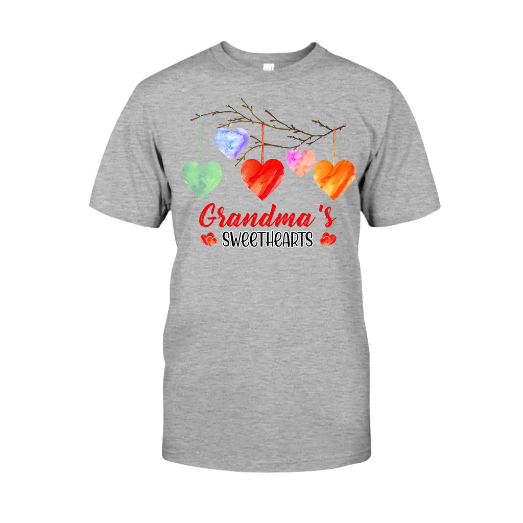 Les amoureux de grand-mère - T-shirt et sweat à capuche personnalisés pour la Saint-Valentin.