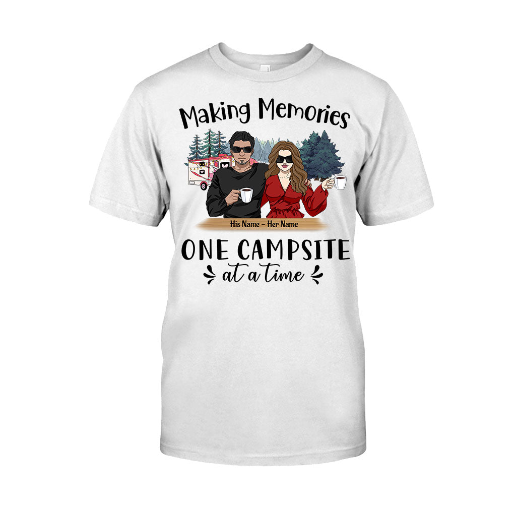 Juste nous deux en camping - T-shirt et sweat à capuche personnalisés