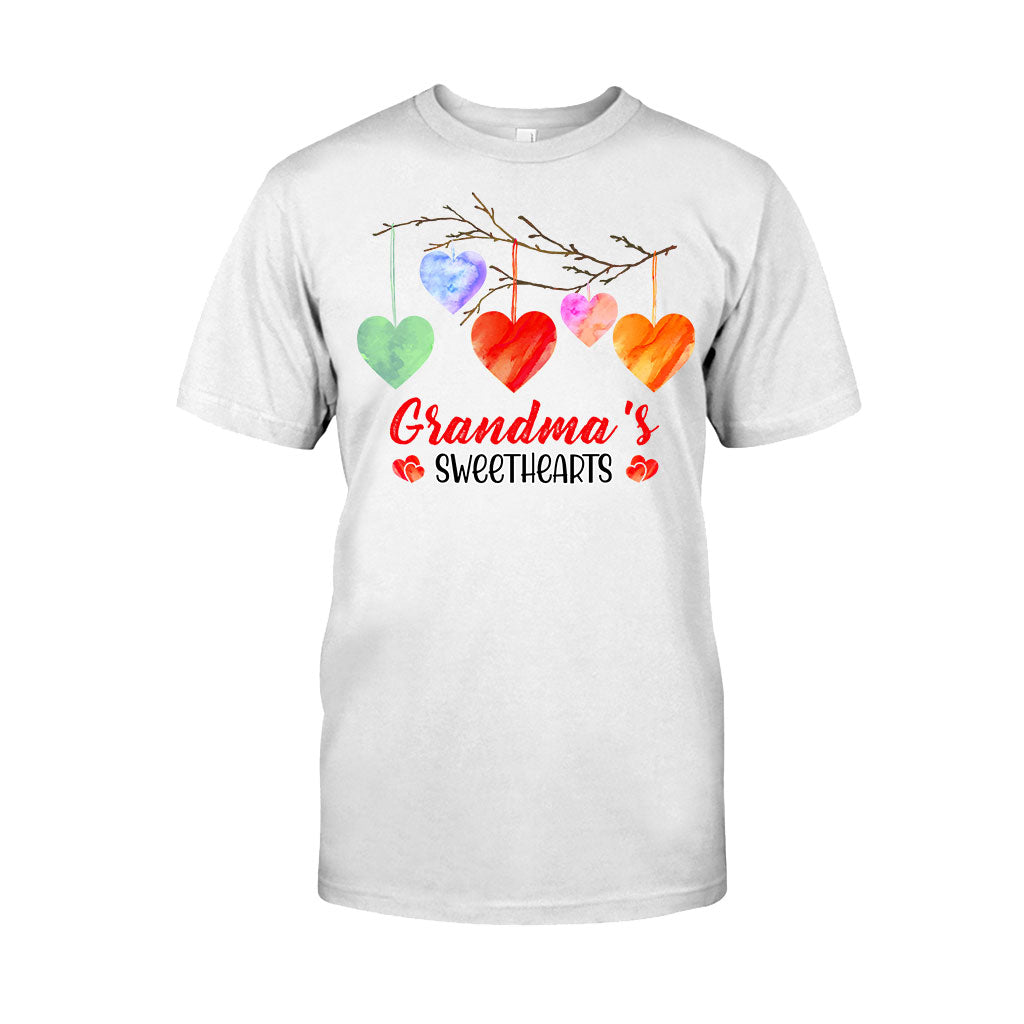 Les amoureux de grand-mère - T-shirt et sweat à capuche personnalisés pour la Saint-Valentin.