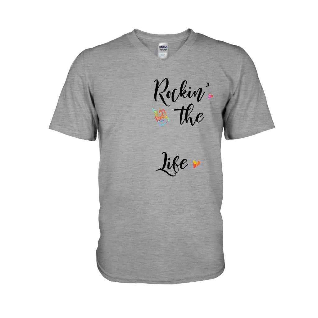 Rockin' The Nana Life - Personalized Grandma T-shirt and Hoodie 0921