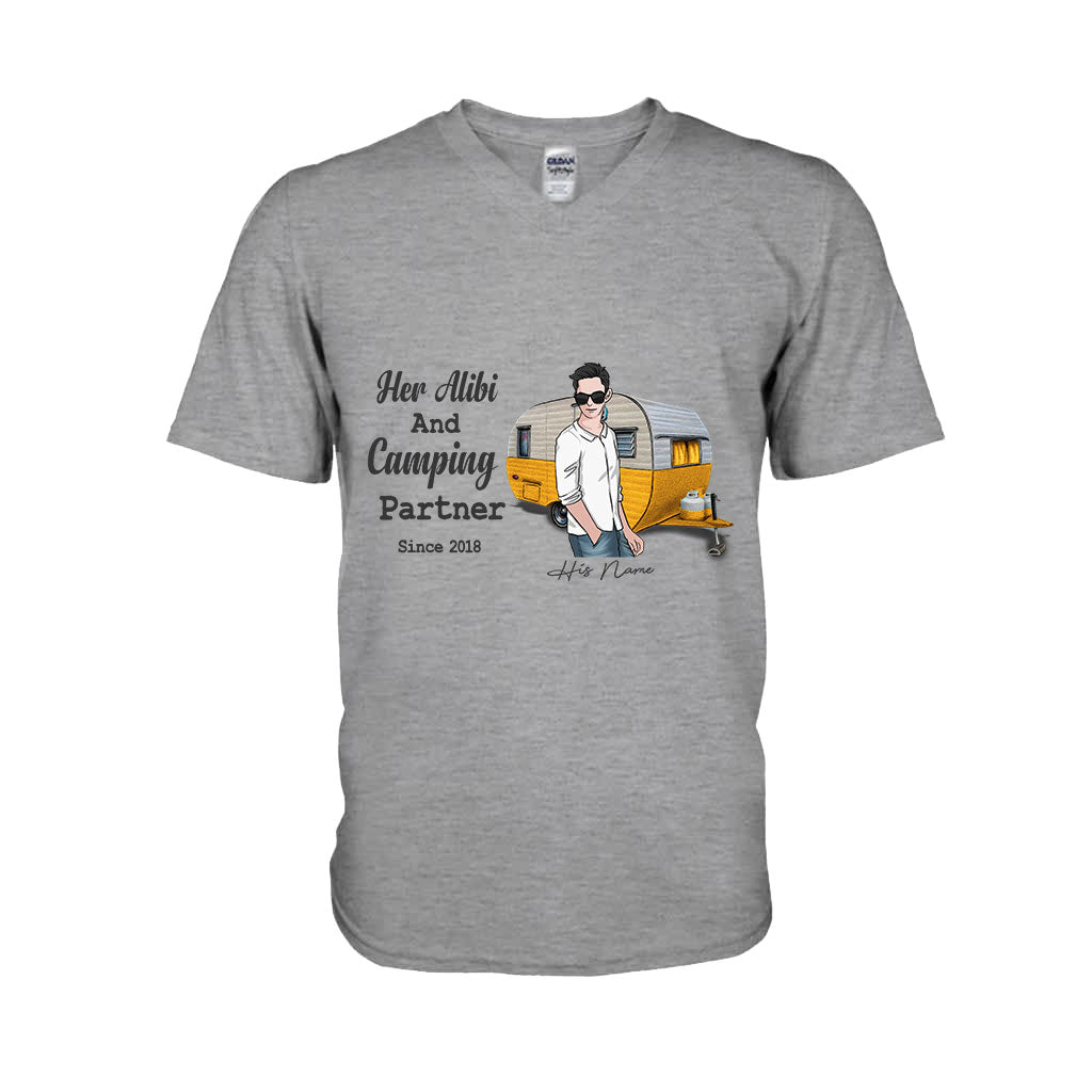 Son alibi et son partenaire de camping - T-shirt et sweat à capuche personnalisés pour couple